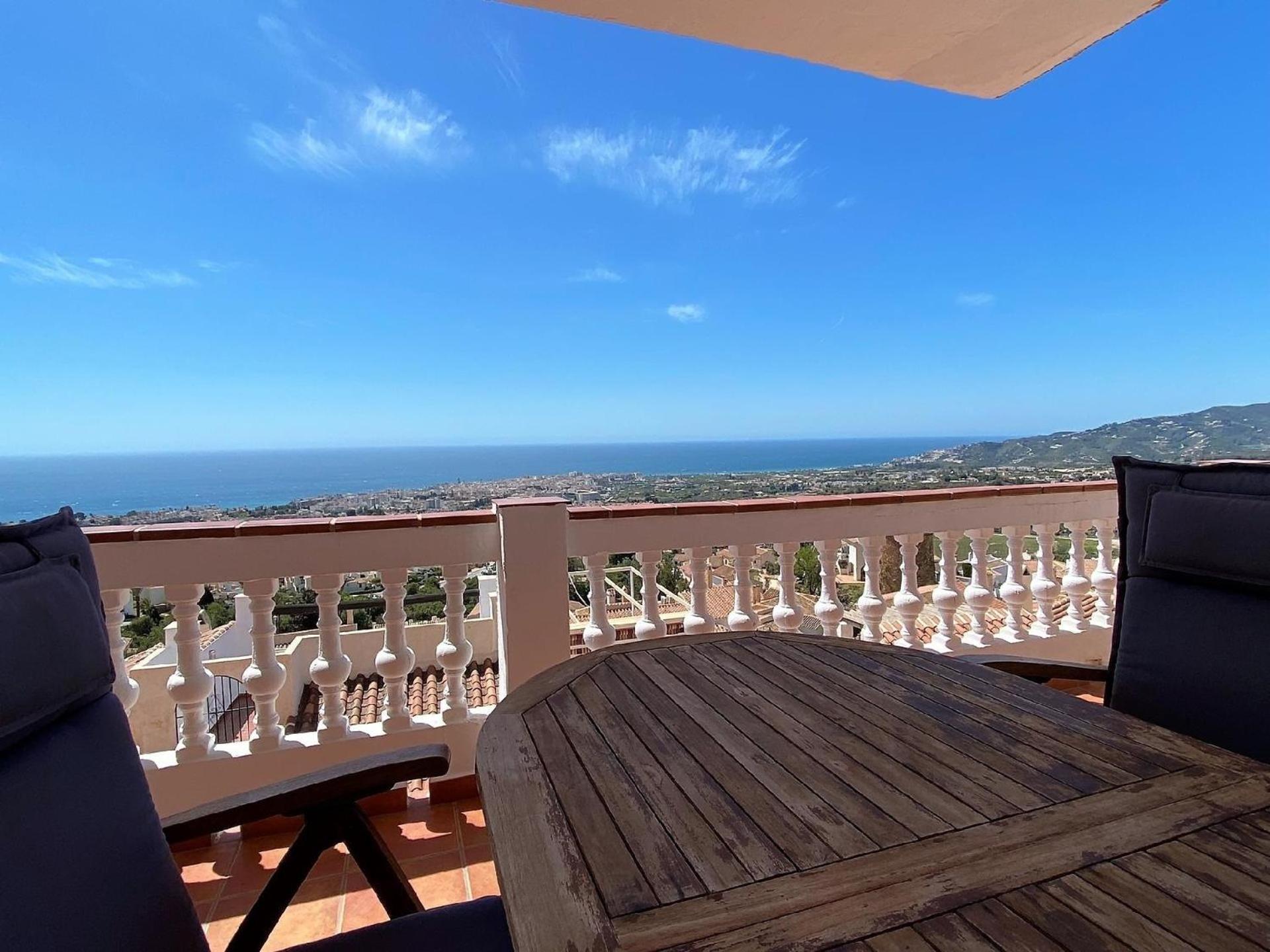 Apartment Fuer 4 Personen Ca 90 Qm In Nerja, Andalusien Costa Del Sol *