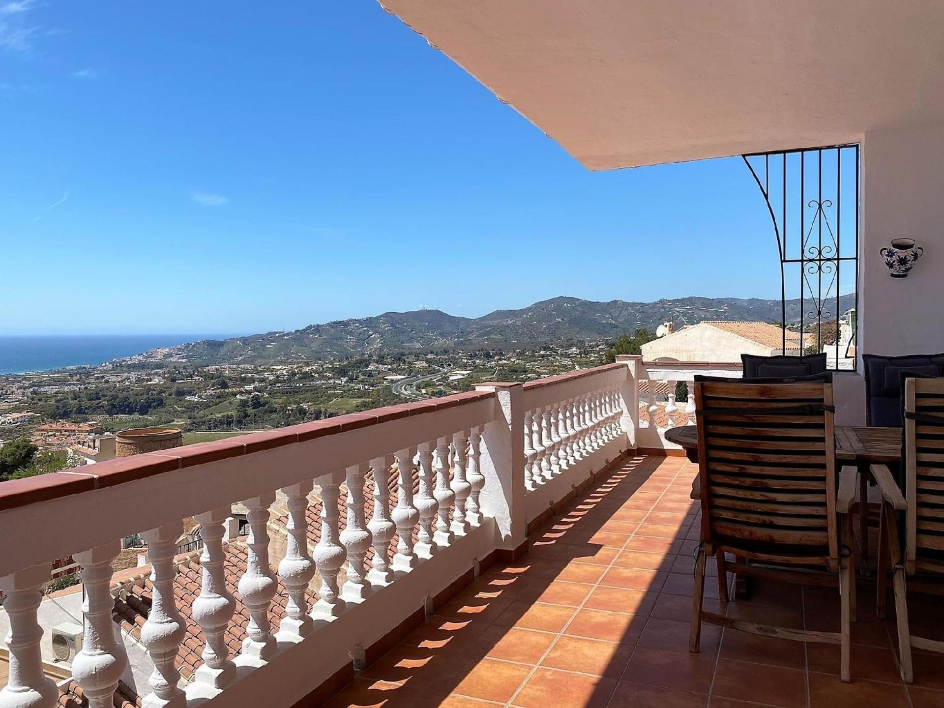 Apartment Fuer 4 Personen Ca 90 Qm In Nerja, Andalusien Costa Del Sol Nerja